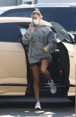 HAILEY and Justin BIEBER Out for Breakfast After a Workout in West Hollywood 09/23/2020