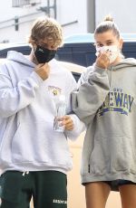 HAILEY and Justin BIEBER Out for Breakfast After a Workout in West Hollywood 09/23/2020