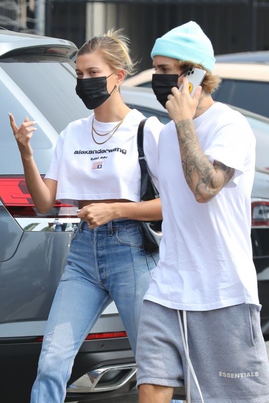 HAILEY and Justin BIEBER Out in Santa Monica 09/13/2020