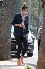 IRELAND BALDWIN Out for Lunch in Studio City 09/16/2020