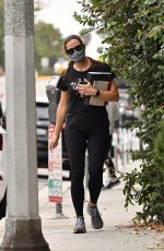JENNIFER GARNER Leaves a Gym in Brentwood 09/10/2020