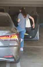 JENNIFER GARNER Leaves a Spa in Brentwood 08/31/2020