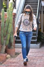 JENNIFER GARNER Out and About in Brentwood 09/17/2020