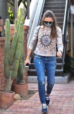 JENNIFER GARNER Out and About in Brentwood 09/17/2020
