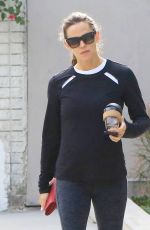 JENNIFER GARNER Out for Coffee in Los Angeles 09/11/2020