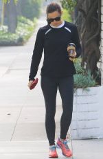 JENNIFER GARNER Out for Coffee in Los Angeles 09/11/2020