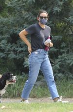 JENNIFER GARNER Out in Brentwood 09/13/2020