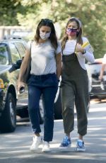 JENNIFER GARNER Out with Her Daughter in Los Angeles 09/22/2020