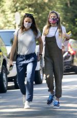 JENNIFER GARNER Out with Her Daughter in Los Angeles 09/22/2020