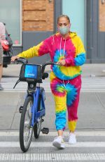 JENNIFER LOPEZ Oot for a Bike Ride in New York 09/07/2020