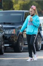 JOJO SIWA Out for Iced Coffee in Los Angeles 09/26/2020