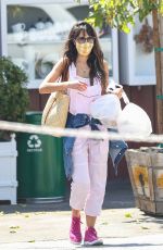 JORDANA BREWSTER Picks Up Take Out in Brentwood 09/01/2020
