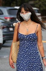 JORDANA BREWSTER Shopping at Brentwood Country Mart 09/09/2020