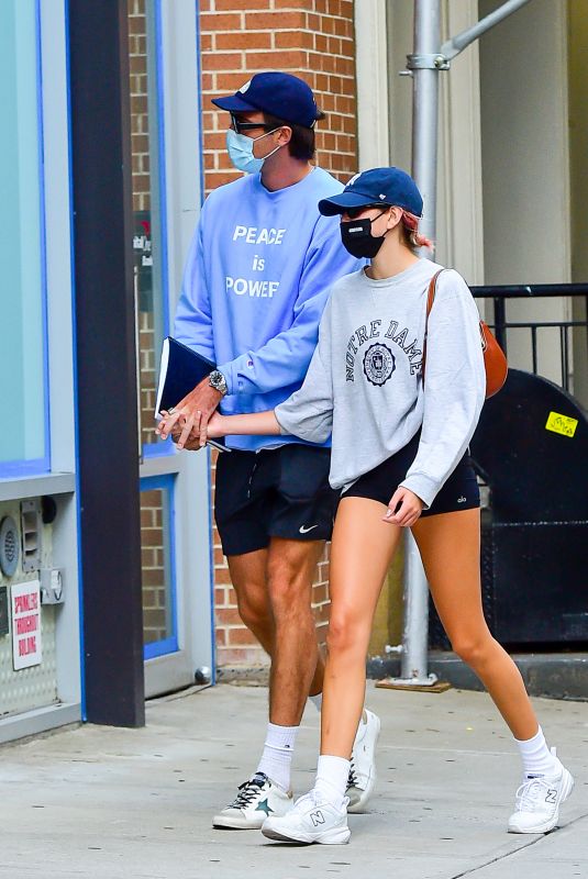KAIA GERBER and Jacob Elordi Out Heading to a Gym in New York 09/11/2020