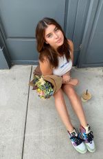 KALANI HILLIKER - Instagram photos 09/17/2020