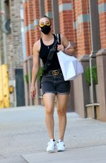 KALEY and BRIANA CUOCO Out Shopping in New York 09/07/2020