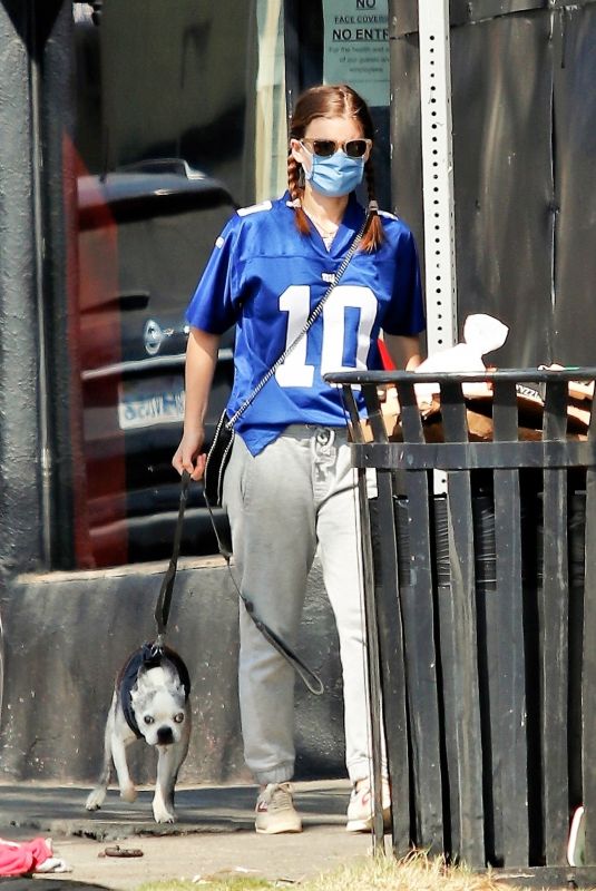 KATA MARA Out with Her Dog in Los Angeles 09/20/2020