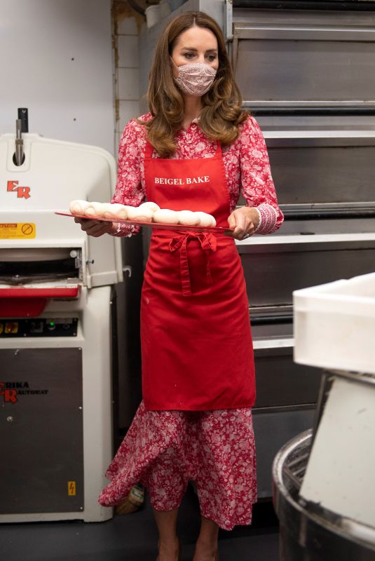 KATE MIDDLETON at Beigel Bake, Brick Lane Bakery in London 09/15/2020