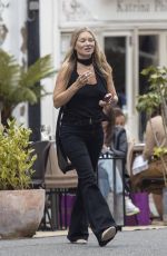 KATE MOSS Out for Lunch with Friends in London 09/15/2020