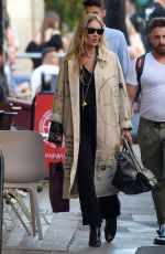 KATE MOSS Out in New York 09/08/2020