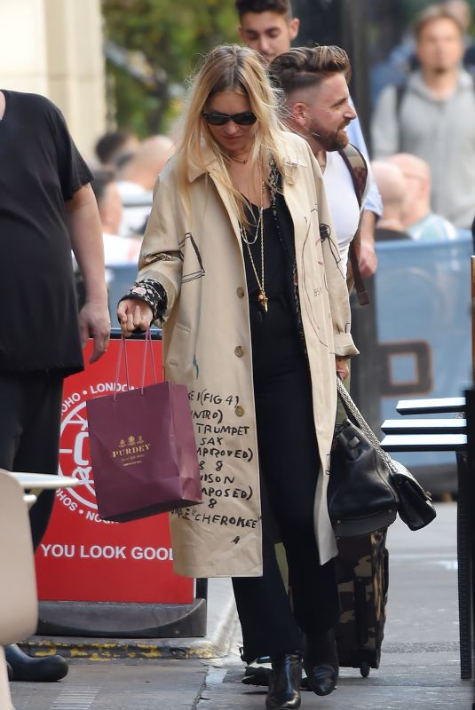 KATE MOSS Out in New York 09/08/2020