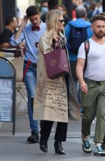 KATE MOSS Out in New York 09/08/2020