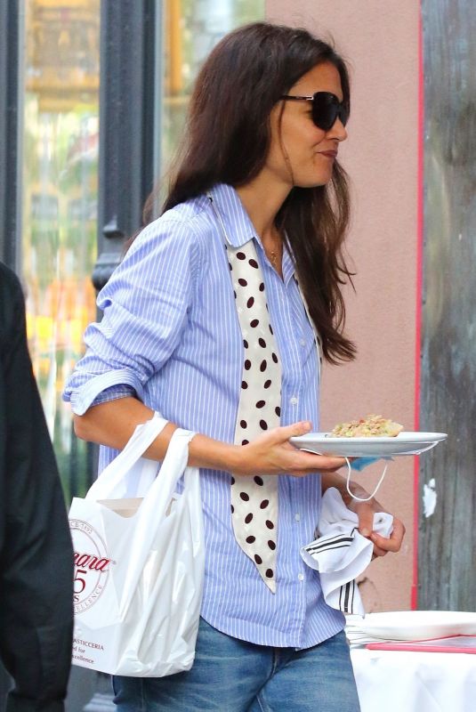 KATIE HOLMES and Emilio Vitolo Jr. Out for Lunch in New York 09/25/2020
