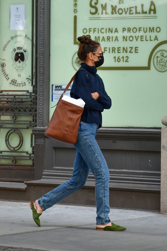 KATIE HOLMES Out in New York 09/15/2020