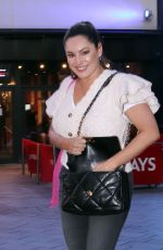 KELLY BROOK Leaves Her Radio Show in London 09/25/2020