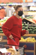 KENDALL JENNER and HAILEY BIEBER Shopping Grocvery in Los Angeles 09/07/2020