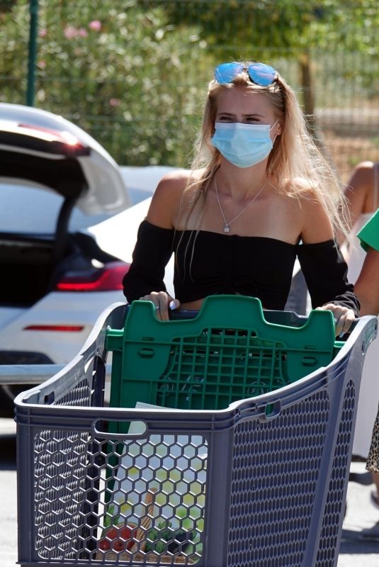 KERRY KATONA and LILLY-SUE MCFADDEN Out in Spain 08/31/2020