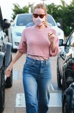 LESLIE MANN Out in Malibu 09/03/2020