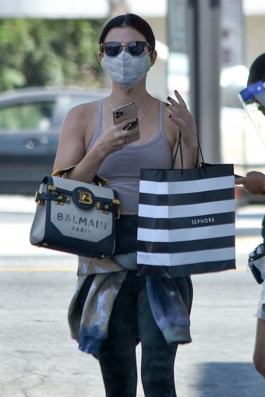 LUCY HALE Leaves Sephora Store in Studio City 09/04/2020