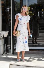 LUDIVINE SAGNIER Out and About in Venice 09/02/2020