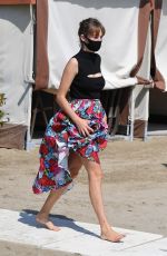 MAYA HAWKE Out on the Beach in Venice 09/05/2020