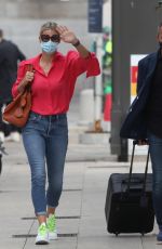 MICHELLE HUNZIKER Out in Milan 09/21/2020