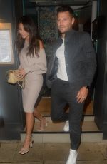 MICHELLE KEEGAN Leaves Sigiriya Restaurant in Cheshire 09/12/2020