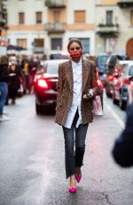 OLIVIA PALERMO Arrives at Etro Show at Milan Fashion Week 09/24/2020