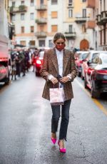 OLIVIA PALERMO Arrives at Etro Show at Milan Fashion Week 09/24/2020