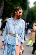 OLIVIA PALERMO Arrives at Sportmax Show at Milan Women