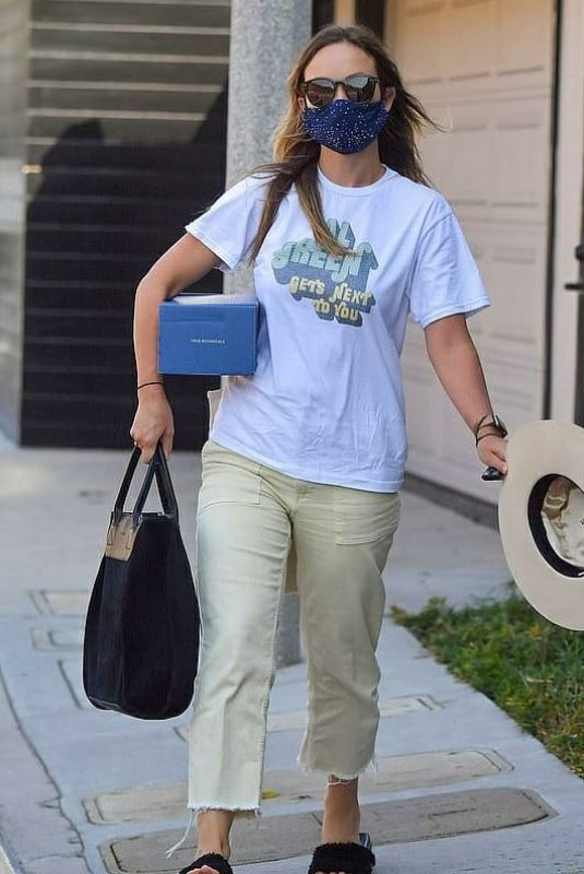 OLIVIA WILDE Out and About in Beverly Hills 09/23/2020