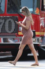 Pregnant APRIL LOVE GEARY Shopping at Ralphs in Malibu 09/16/2020