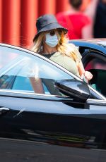 Pregnant JENNIFER LAWRENCE and Cooke Maroney Out in New York 09/04/2020