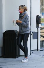 SARAH MICHELLE GELLAR Out for Coffee in Brentwood 09/04/2020