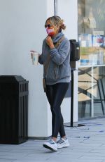 SARAH MICHELLE GELLAR Out for Coffee in Brentwood 09/04/2020