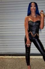 SASHA BANKS - Instagram Photos 08/11/2020