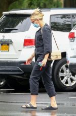 SCARLETT JOHANSSON Out for Grocery Shopping in New York 09/02/2020