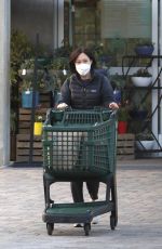 SHANNEN DOHERTY Shopping at Whole Foods in Malibu 09/17/2020