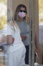 SOFIA RICHIE Shopping at Malibu Country Mart 09/03/2020