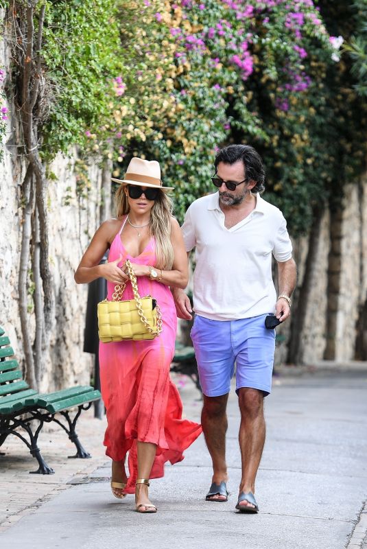 SYLVIE MEIS and Nicals Castello on Honeymoon in Capri 09/23/2020